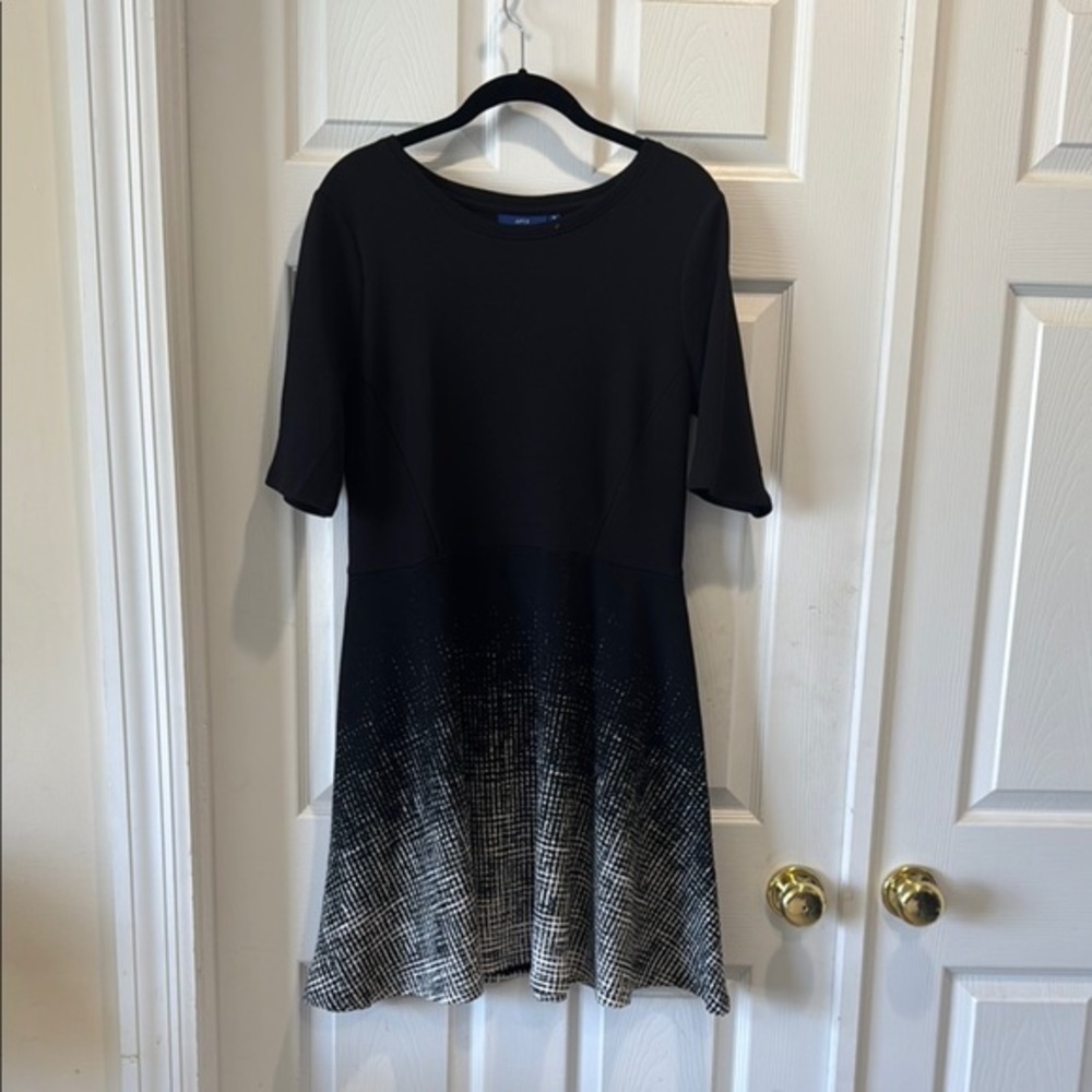 Apt. 9 Black and Cream A-line Midi Dress with Crew Neck